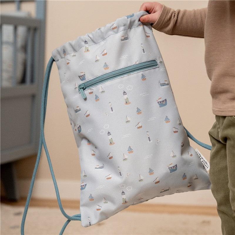 Bolsa Gym Sailors Bay - Little Dutch: ¡Lista para cada pequeña gran aventura!