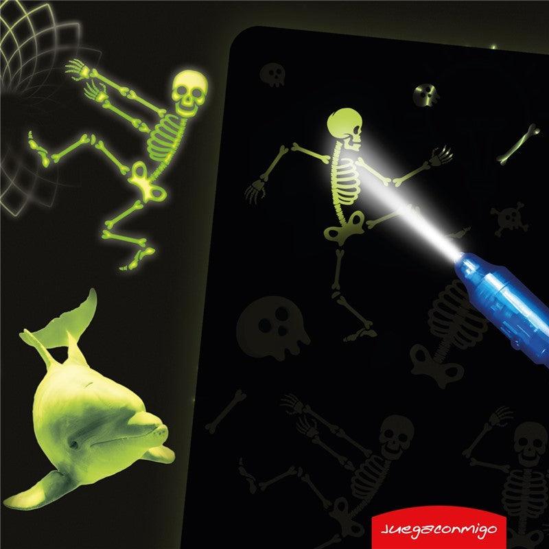 Pizarra Fluorescente A4 - Pintafluo ¡Pinta con luz y deja volar la imaginación!