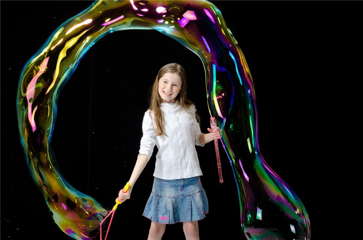 Bubulub Giant Bubbles: ¡Diversión gigante en cada pompa!