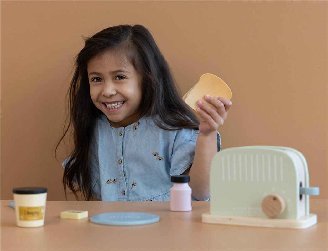 Set de Tostadora - Little Dutch: ¡El desayuno favorito también se juega!