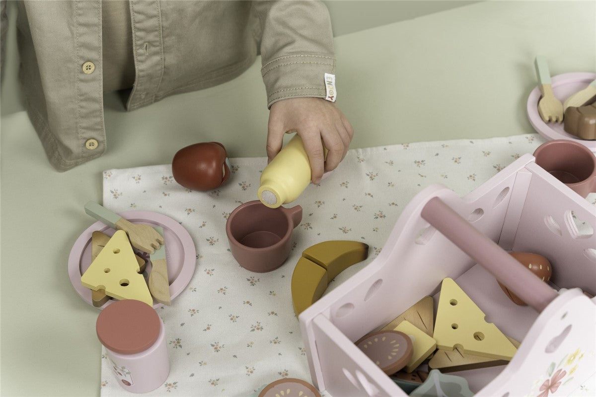 Set de Picnic - Little Dutch: ¡La aventura de un picnic encantado!