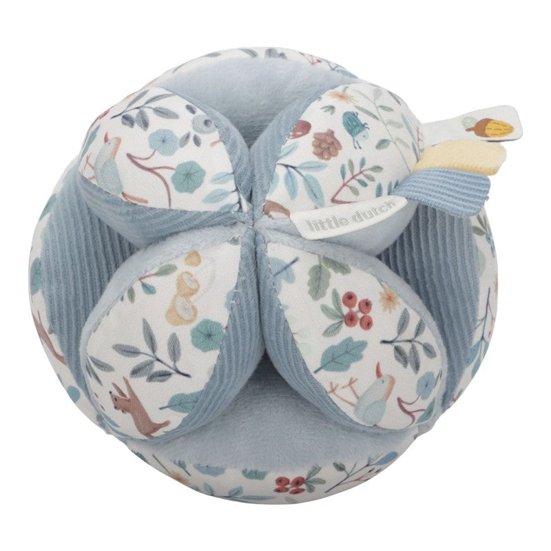 Pelota Montessori Forest Friends - Little Dutch: El juguete perfecto para estimular los sentidos