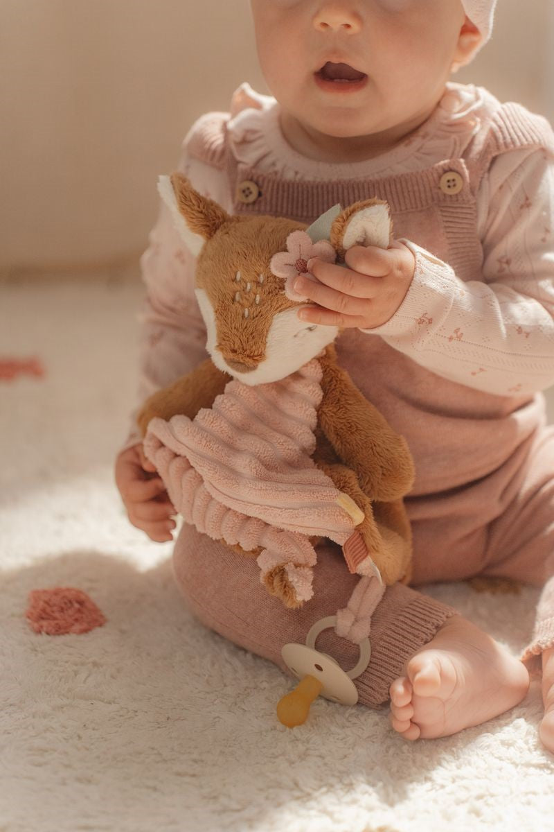 Doudou Ciervo Textura Fairy Garden - Little Dutch: El abrazo reconfortante que tu bebé necesita