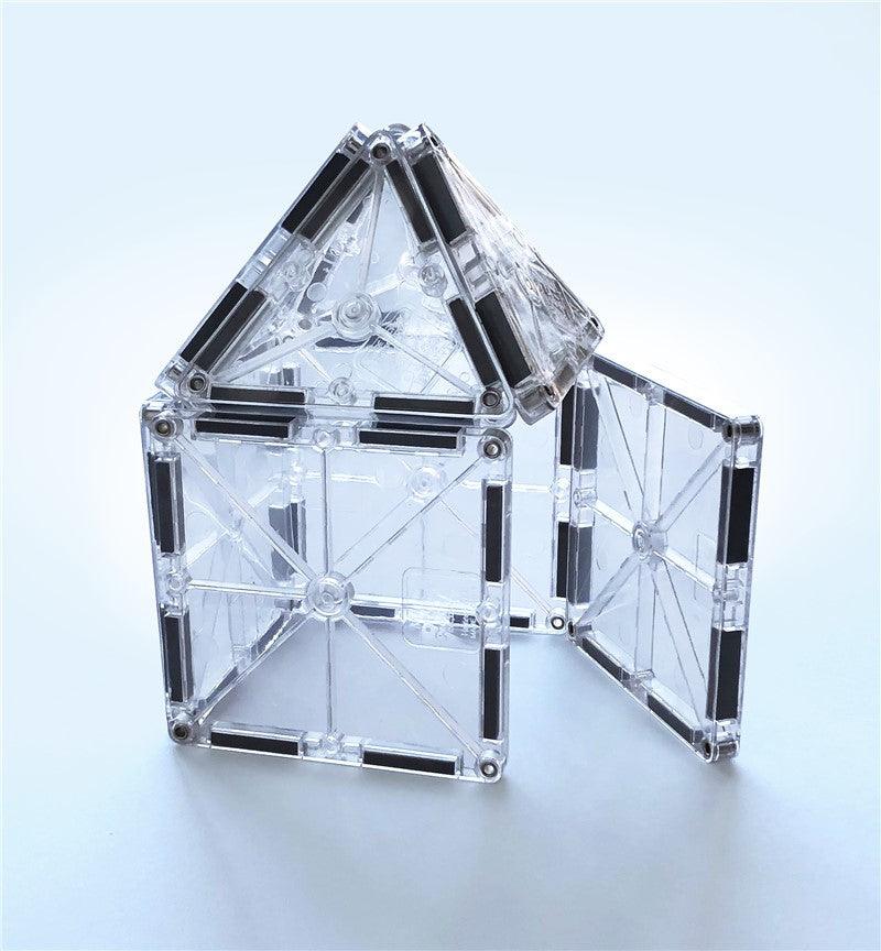 Set Hielo 16 pcs - Magna Tiles Para expandir la creatividad de los más pequeños.